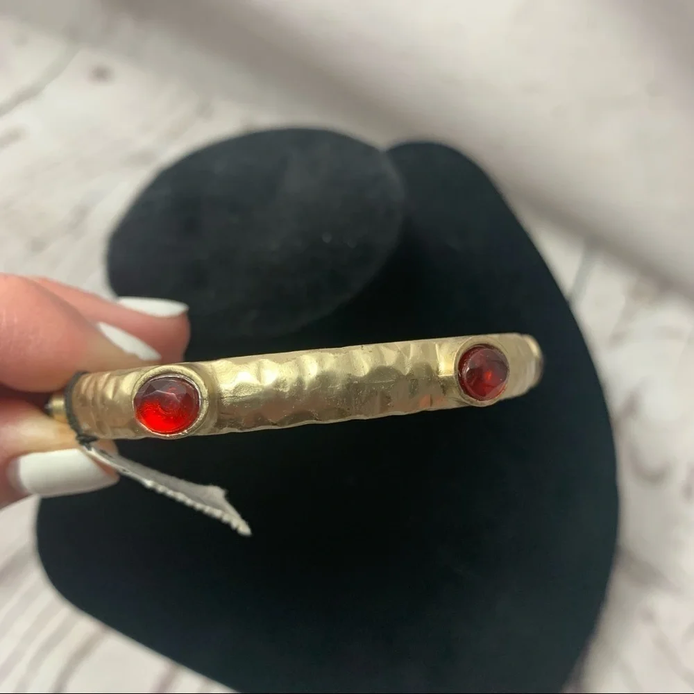 Nwt Whbm Gold Bangle Gem Bracelet